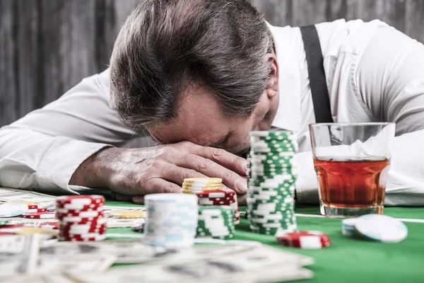 Essential Criteria for Choosing a Safe and Reliable Online Casino Platform